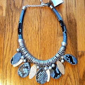 Blue and silver fashion necklace